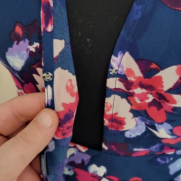 💚HP💚 NWT Yumi Kim 100% Silk Caught In The Wind Midi Wrap Dress Garden - Picture 8 of 12